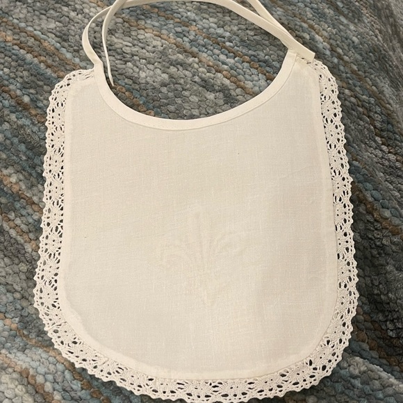 Linen Dedication, Christening, Baptismal Bib. Girls - Boys Newborn Fluer de Lis - Picture 4 of 6